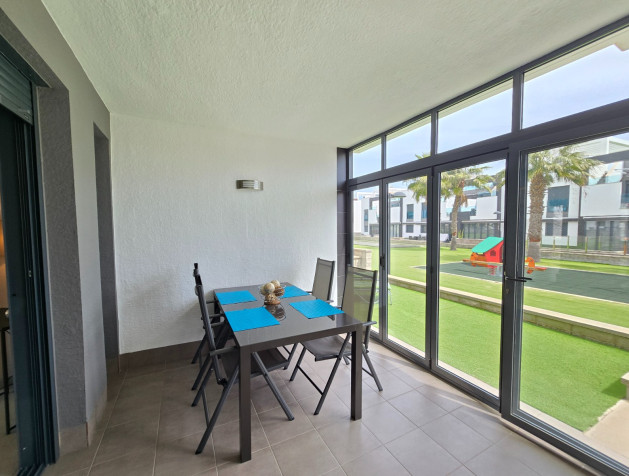 Revente - Apartment / Flat * - Orihuela Costa * - Punta Prima *