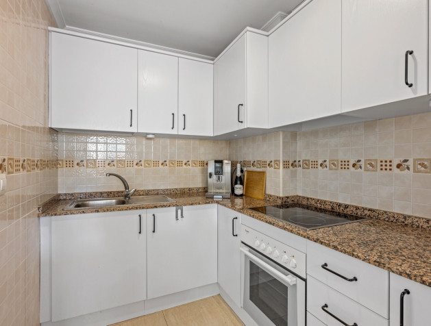 Resale - 1. Apartment / flat - Daya Nueva - Costa Blanca South