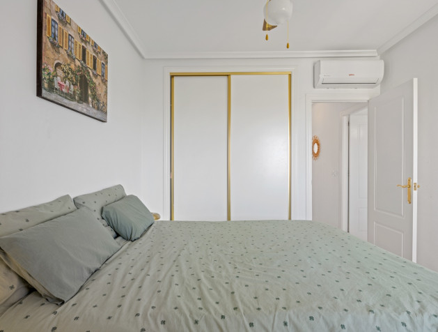 Resale - 1. Apartment / flat - Daya Nueva - Costa Blanca South