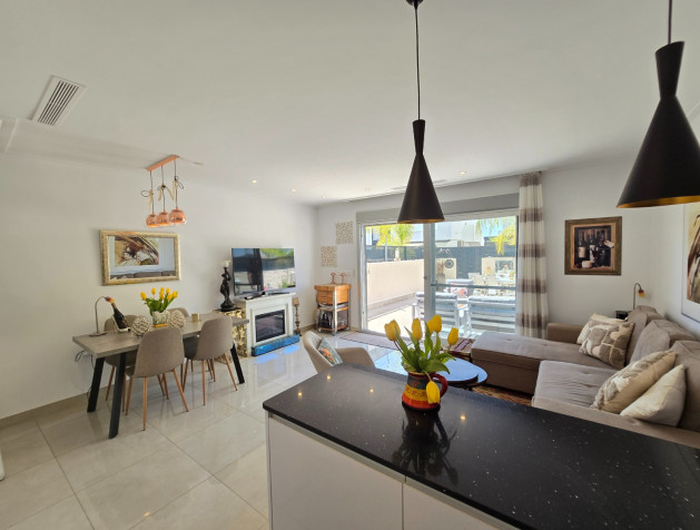 Revente - Townhouse * - Ciudad Quesada * - Doña Pepa *