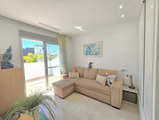 Revente - Townhouse * - Ciudad Quesada * - Doña Pepa *