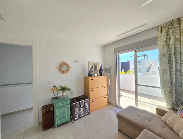 Revente - Townhouse * - Ciudad Quesada * - Doña Pepa *