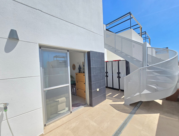 Revente - Townhouse * - Ciudad Quesada * - Doña Pepa *