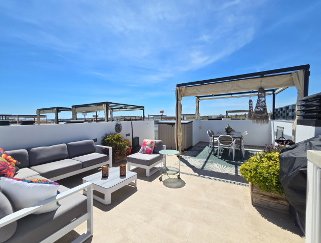 Revente - Townhouse * - Ciudad Quesada * - Doña Pepa *