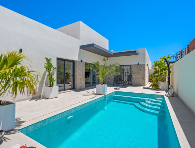 Resale - 6. Detached villa - Daya Nueva - Costa Blanca South