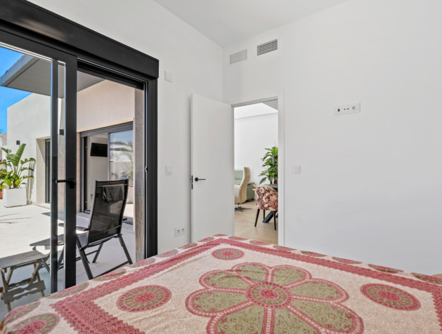 Resale - 6. Detached villa - Daya Nueva - Costa Blanca South