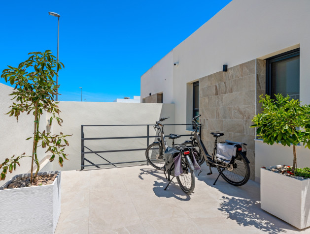 Resale - 6. Detached villa - Daya Nueva - Costa Blanca South