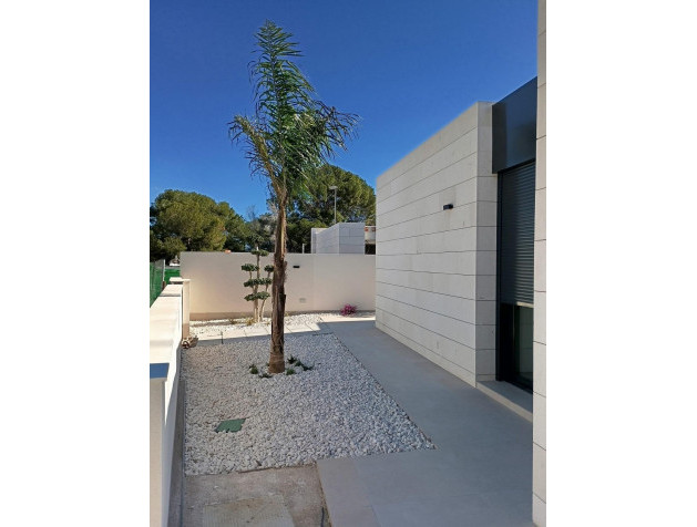 Nouvelle construction - Villa - Pilar de la Horadada - Roda Golf