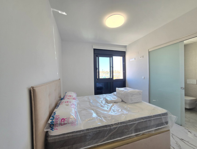 Revente - Apartment / Flat * - Orihuela Costa * - Los Altos *