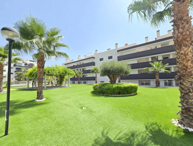 Resale - Apartment / Flat * - Orihuela Costa * - Villamartín *