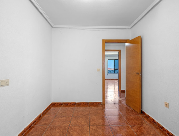 Resale - Apartment - Benijofar
