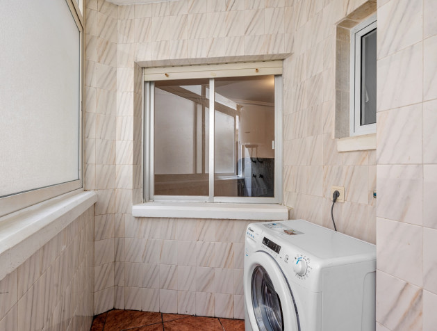 Resale - Apartment - Benijofar