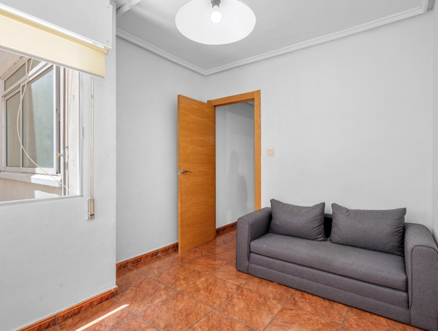 Resale - Apartment - Benijofar