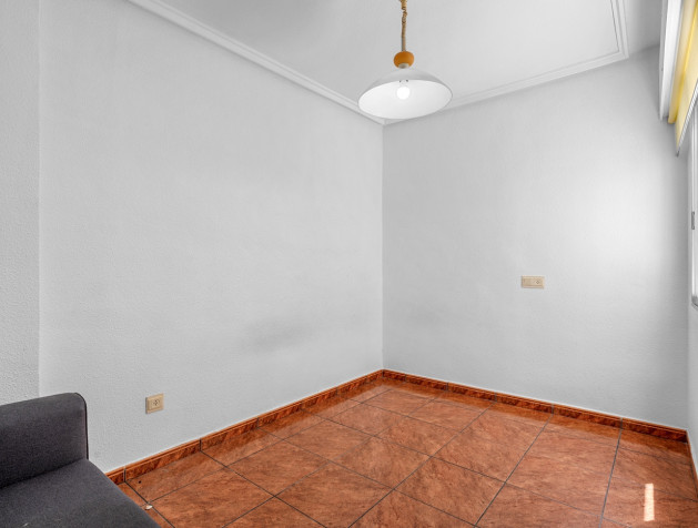 Resale - Apartment - Benijofar