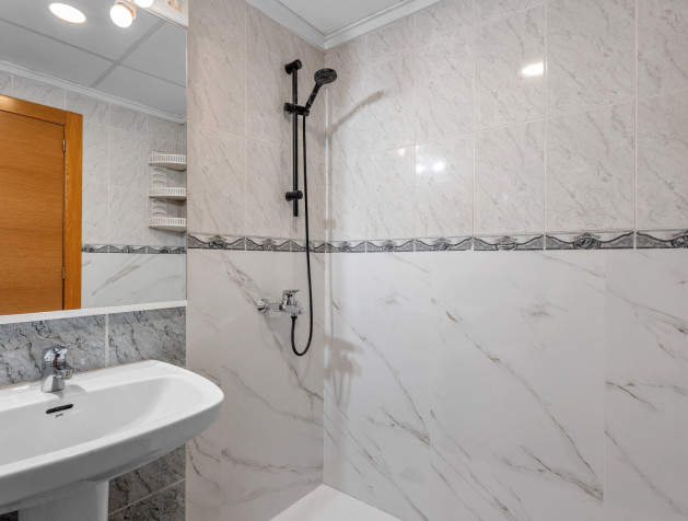 Resale - Apartment - Benijofar