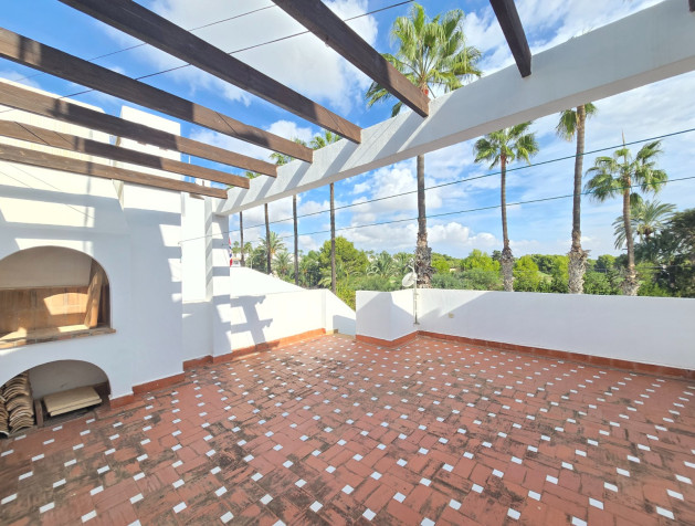 Resale - Townhouse * - Villamartin * - Los Dolses *