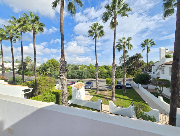 Resale - Townhouse * - Villamartin * - Los Dolses *