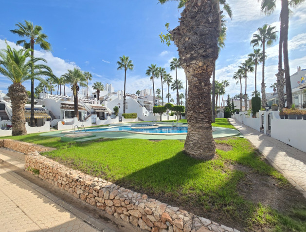 Resale - Townhouse * - Villamartin * - Los Dolses *