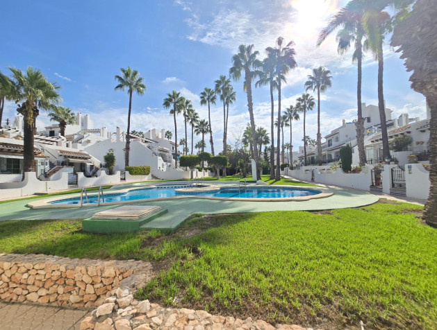 Resale - Townhouse * - Villamartin * - Los Dolses *