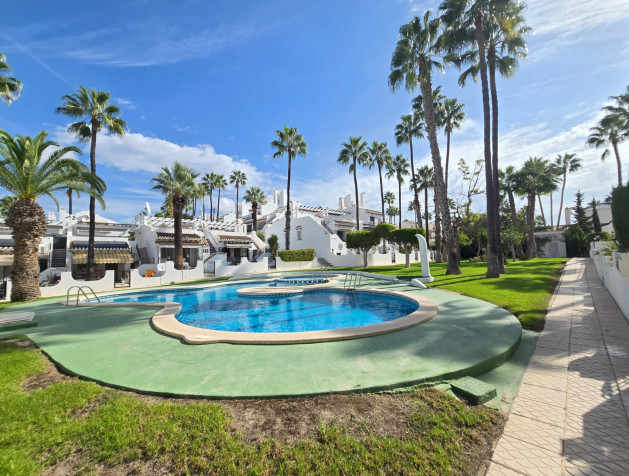 Resale - Townhouse * - Villamartin * - Los Dolses *