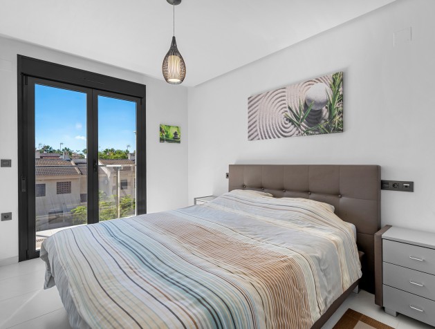 Resale - Apartment - Mil Palmeras