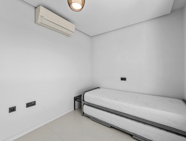 Resale - Apartment - Mil Palmeras