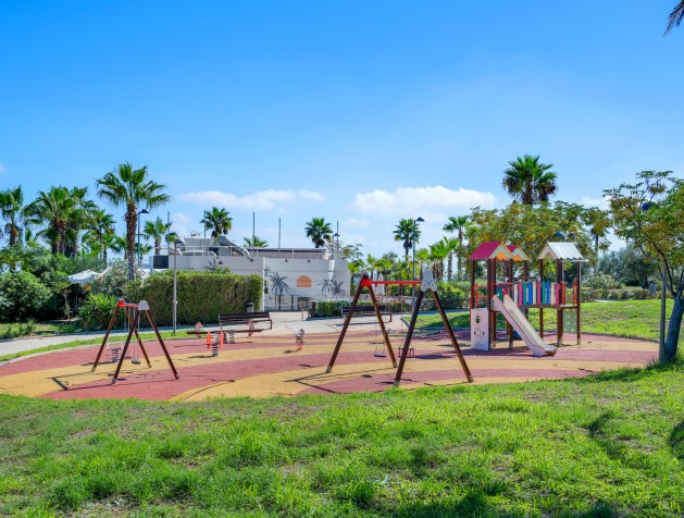 Resale - Apartment - Mil Palmeras
